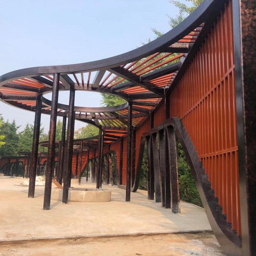 大型铁艺景观造型