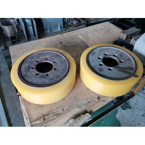 翻新驱动轮 翻新包胶  翻新电动叉车轮