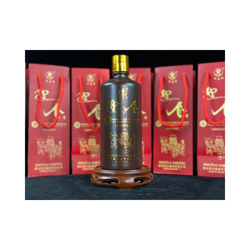 酱香型白酒   非遗传承53°白酒
