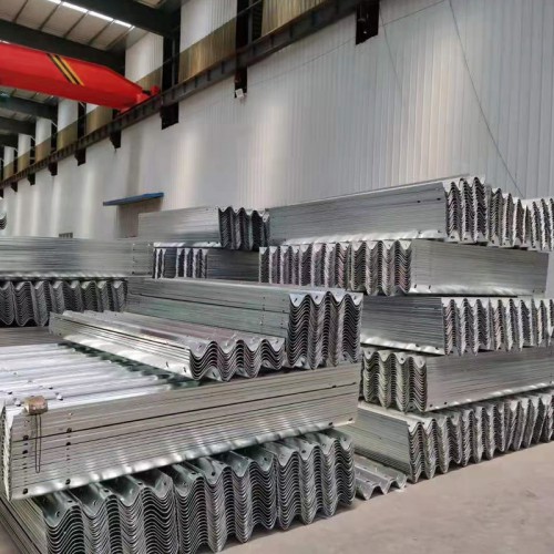 波形护栏 喷塑波形护栏 热镀锌波形护栏