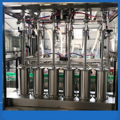 灌装机  机油灌装机