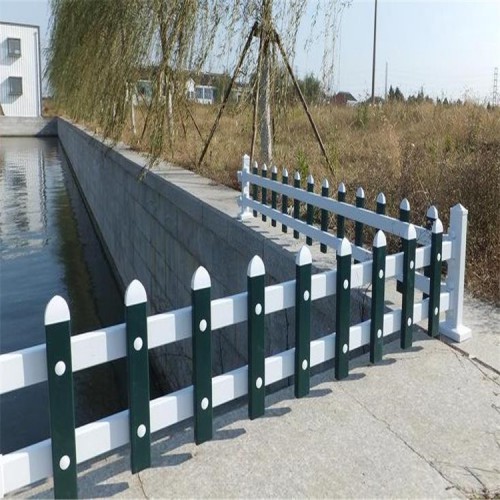 草坪护栏围栏栅栏塑钢防护围栏花园围栏