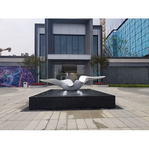 户外大型不锈钢镂雕塑摆件厂家定做加工安装