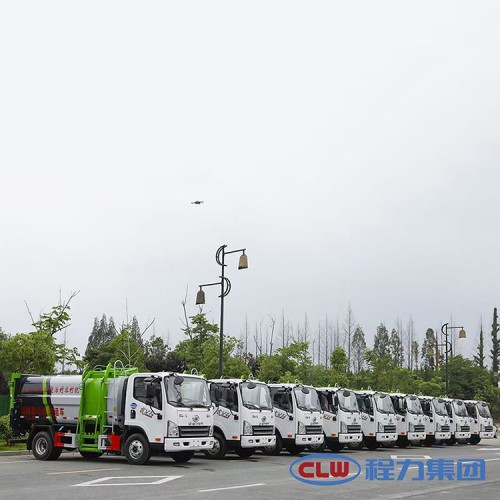 解放挂桶垃圾车 小型挂桶垃圾车 图片 报价 参数