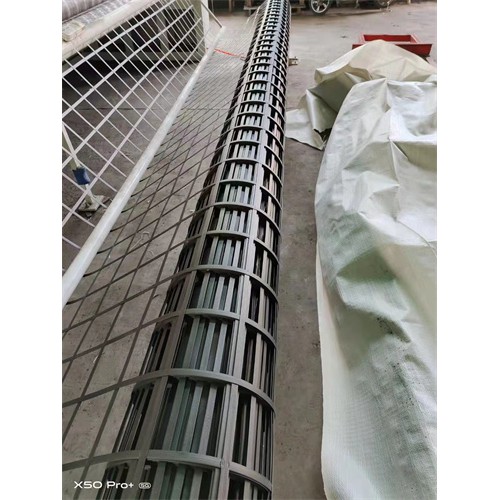 聚丙烯焊接土工格栅与钢塑焊接格栅的不同处