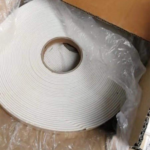 自粘陶瓷纤维胶带自粘陶瓷胶条