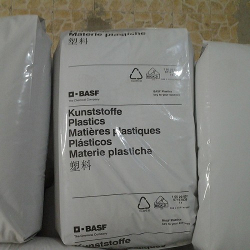 玻纤增强阻燃 PBT  B4406G4