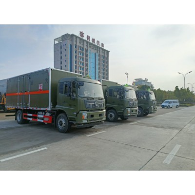 东风天锦爆破器材运输车