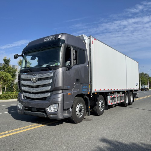 国六福田欧曼9.6米冷藏车 生鲜运输绿通车型 前四后八冷藏车