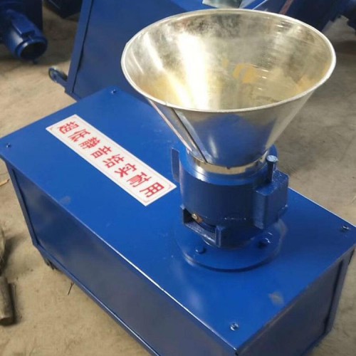 鸭鹅饲料颗粒机牛羊玉米草粉花生壳加工造粒机