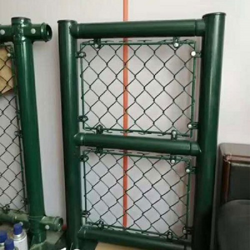 运动场操场围网 学校体育场网围栏