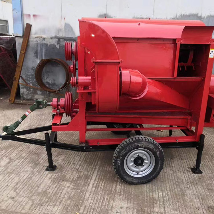 牵引式打麦机