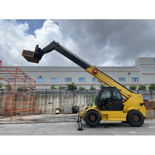 四驱越野5吨伸缩臂叉车 高空作业5吨伸缩臂叉装车厂家