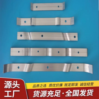 钢结构屋面铝合金压条 角驰470 820 760型彩钢瓦