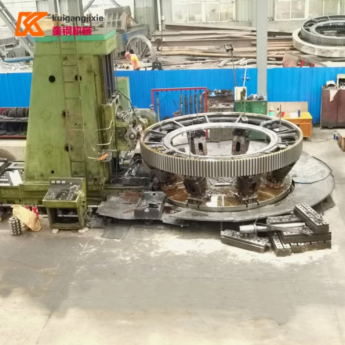 2.4X13米球磨机大齿轮小齿轮安装标准