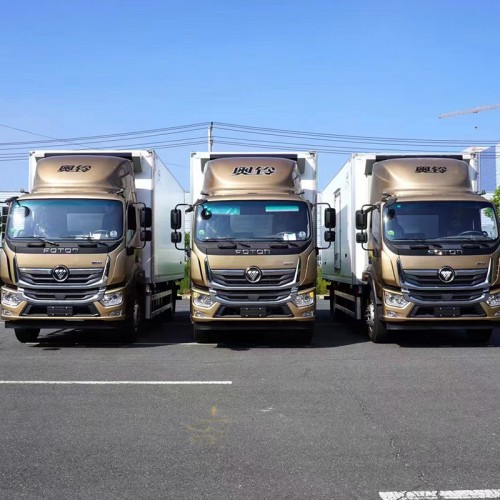 福田奥铃大黄蜂6米6冷藏车