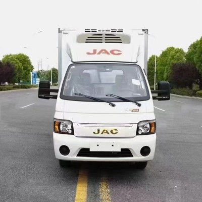 江淮3米5汽油后双轮保温车