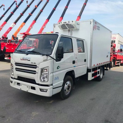 江铃双排冷藏车