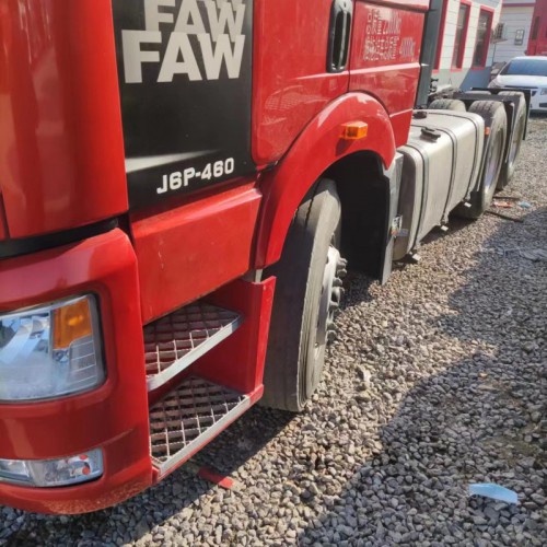 19年8月解放J6P 国五460马力锡柴 双驱轻体