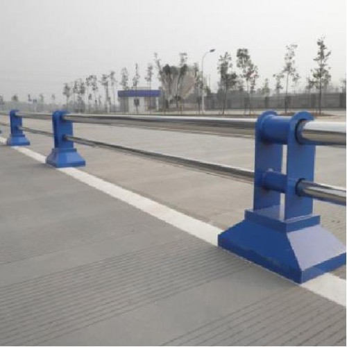 市政护栏板的价格多少钱一米