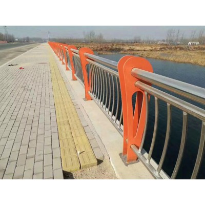 大桥防撞护栏多少钱