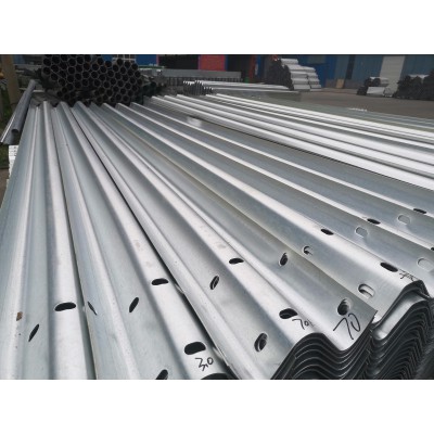 定做波形护栏板多少钱