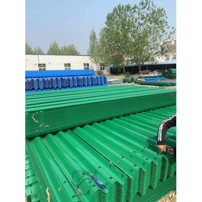 两波道路防护栏多少钱