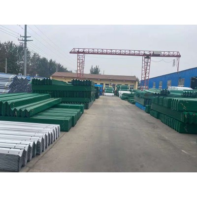 三波公路护栏多少钱一米