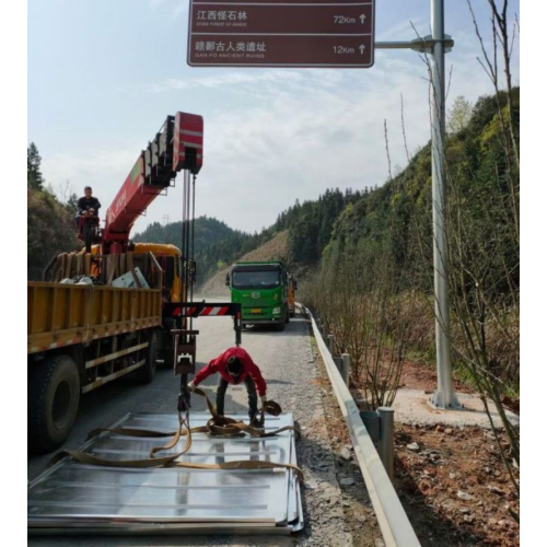 双柱式热镀锌标杆