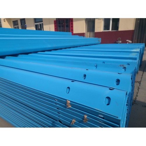 定做国标非标护栏板