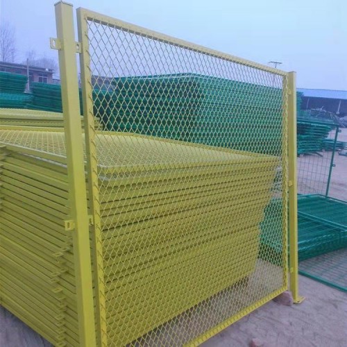 围栏铁丝隔离护栏