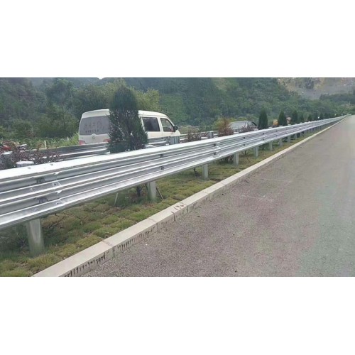 高速公路波形护栏板询价