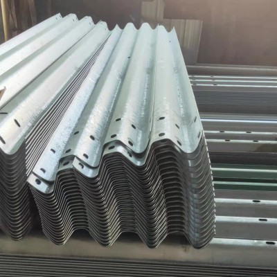 道路护栏每米多少钱