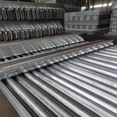 不脱皮掉色护栏多少钱