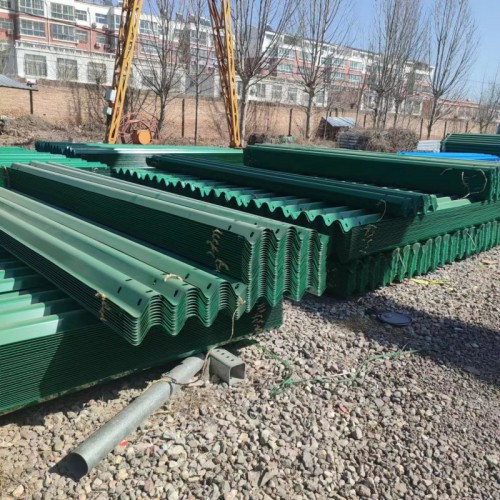  铸钢防撞护栏多少钱一米