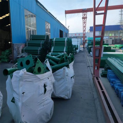 防锈双边丝护栏