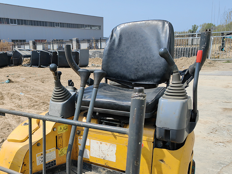 二手微挖15价格