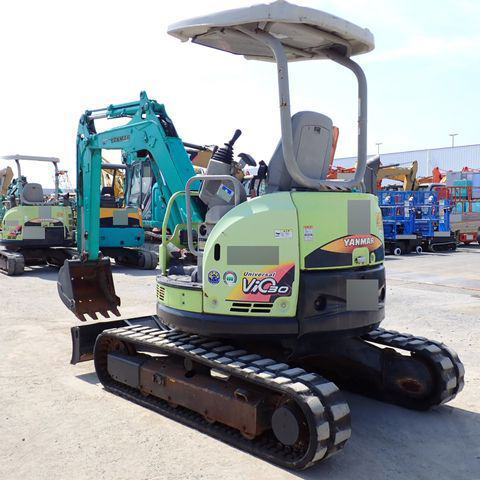 二手的小型挖掘机