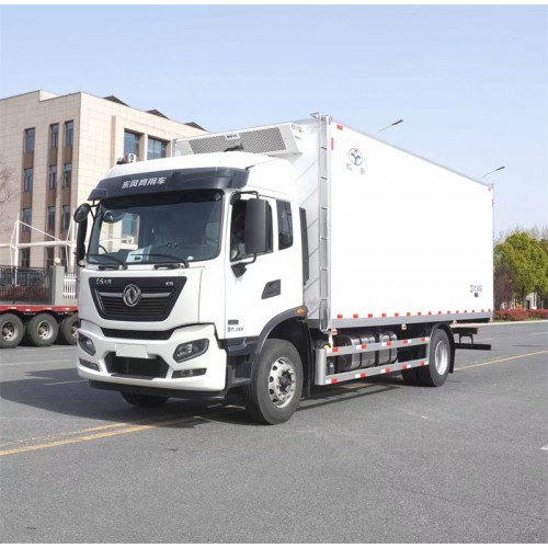东风天锦KR冷藏运输车