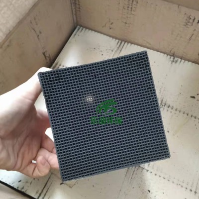 蜂窝活性炭厂家-河北蜂窝活性炭厂家