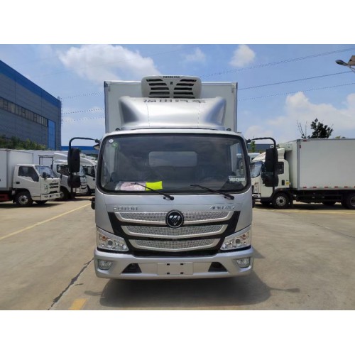 福田欧马可宽体福康156马力冷藏车