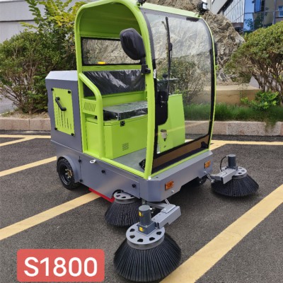 扫地车