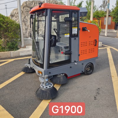 启润电动扫地车