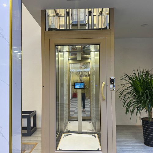 家用电梯