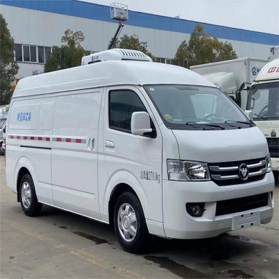国六 福田G7汽油面包冷藏车（5.8个方）