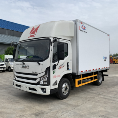 江铃新凯运宽体冷藏车