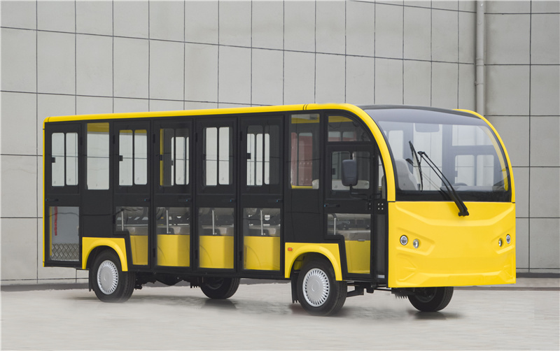 23座封闭观光车