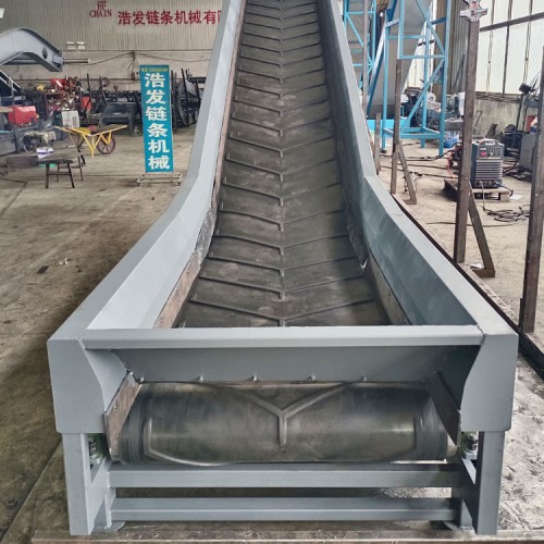 废钢皮带提升机