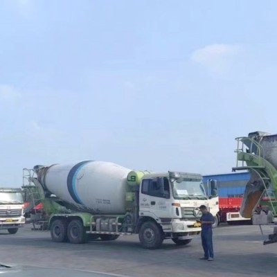 18 19年大十四方拉十六方 混凝土搅拌车