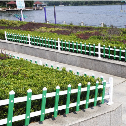 草坪护栏